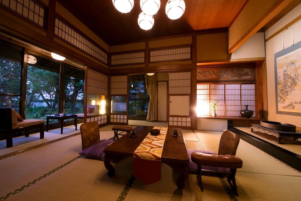 Ryokan Wataya Karatsu Esterno foto